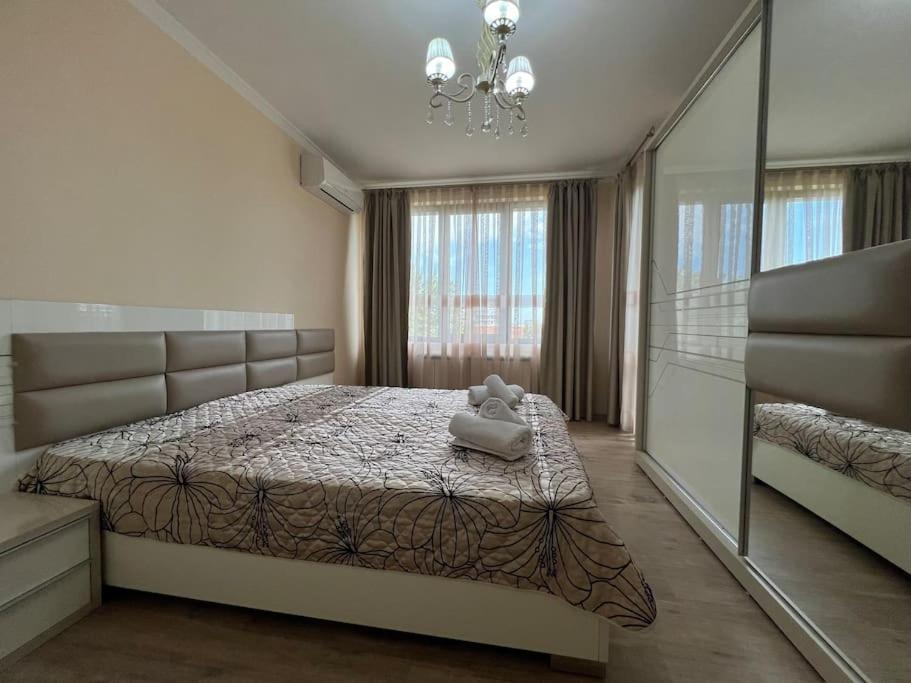 Cozy - Free Parking Apartment *